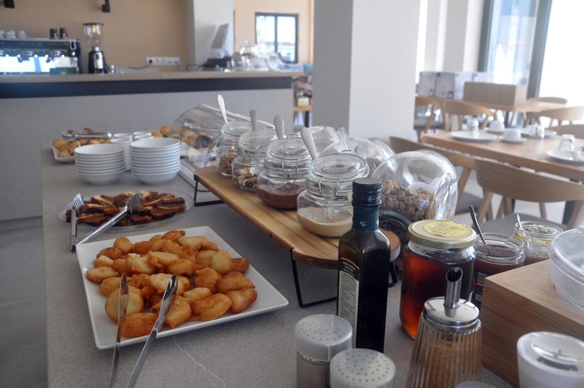 Costa Ionica - Mytikas Seaside Hotel 외부 사진